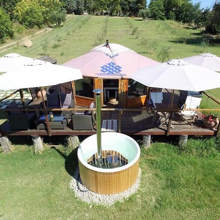 מלון Catignano Glamping Abruzzo - The Yurt מראה חיצוני תמונה