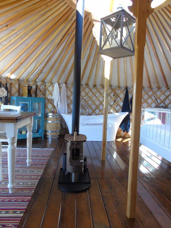 מלון Catignano Glamping Abruzzo - The Yurt מראה חיצוני תמונה