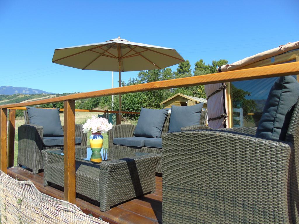 מלון Catignano Glamping Abruzzo - The Yurt מראה חיצוני תמונה