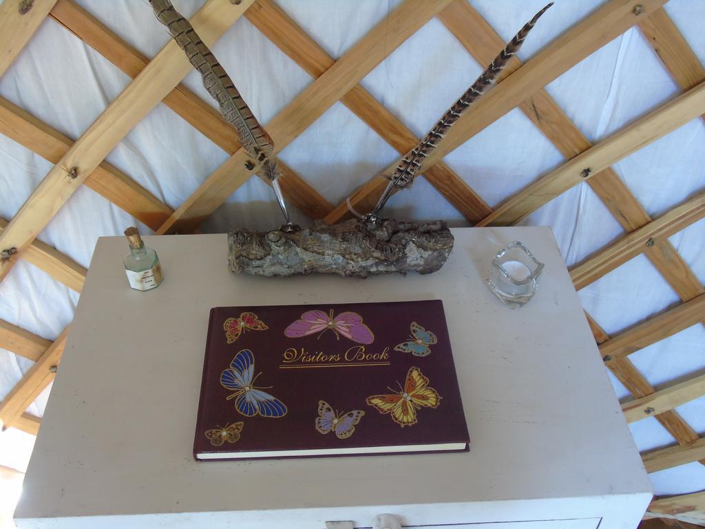 מלון Catignano Glamping Abruzzo - The Yurt מראה חיצוני תמונה